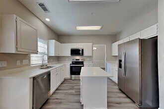 814 Hyacinth Pl in Missouri City, TX - Building Photo - Building Photo