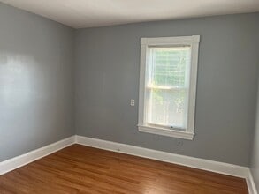 170 Union St, Unit 170 Union Street Unit 2L in Attleboro, MA - Building Photo - Building Photo