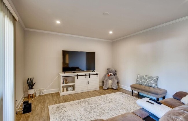 8520 Via Mallorca in San Diego, CA - Building Photo - Building Photo