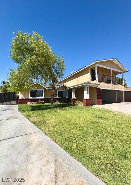5830 Deer Valley Dr in Las Vegas, NV - Building Photo - Building Photo