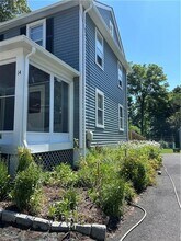 14 Woodland Ct in Lincoln, RI - Building Photo - Building Photo