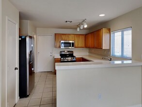 53241 Clover Blossom Ct in North Las Vegas, NV - Building Photo - Building Photo