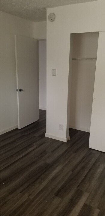6237-6239 SE Fern Ave in Portland, OR - Building Photo