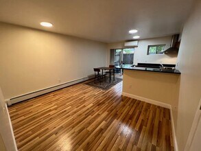 57A Saint Paul St, Unit 20 in Brookline, MA - Building Photo - Building Photo
