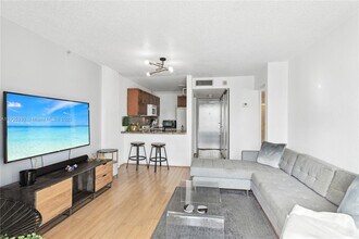 1035 West Ave in Miami Beach, FL - Building Photo - Building Photo