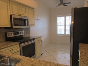 1225 Sarah Jean Cir in Naples, FL - Building Photo - Building Photo