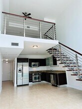 41 SE 5th St, Unit 1512 in Miami, FL - Foto de edificio - Building Photo
