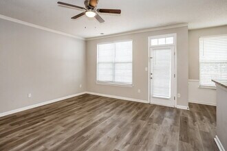 4705 Fox Thorne Dr in Charlotte, NC - Building Photo - Building Photo