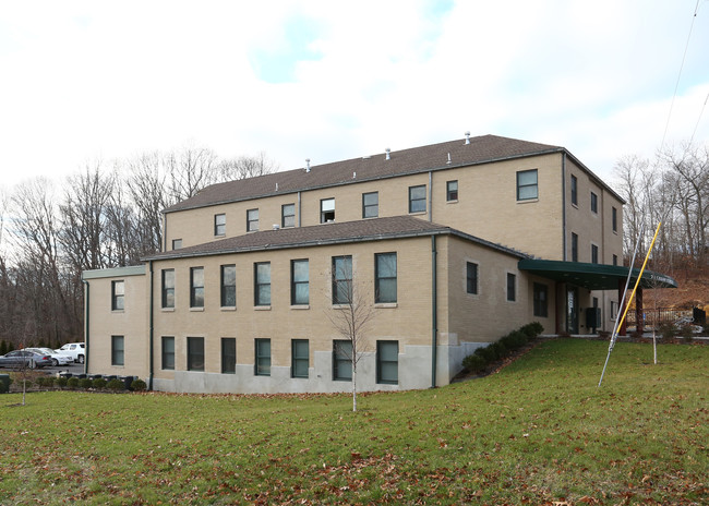 Cedar Street Apartments in Branford, CT - Building Photo - Building Photo