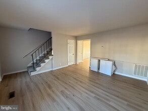 534 Olde Greenwich Cir in Fredericksburg, VA - Building Photo - Building Photo