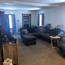 419 Harley St in Jonesville, MI - Building Photo - Building Photo