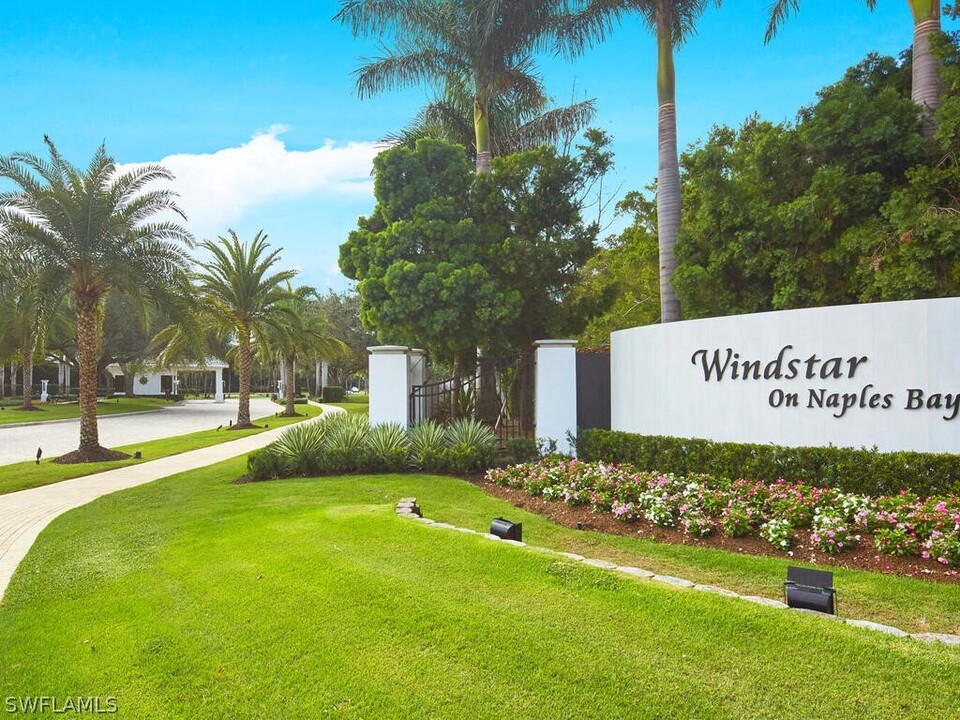 3535 Windjammer Cir-Unit -2003 in Naples, FL - Building Photo