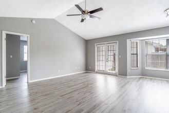 110 Riverraft Ct in Orlando, FL - Building Photo - Building Photo