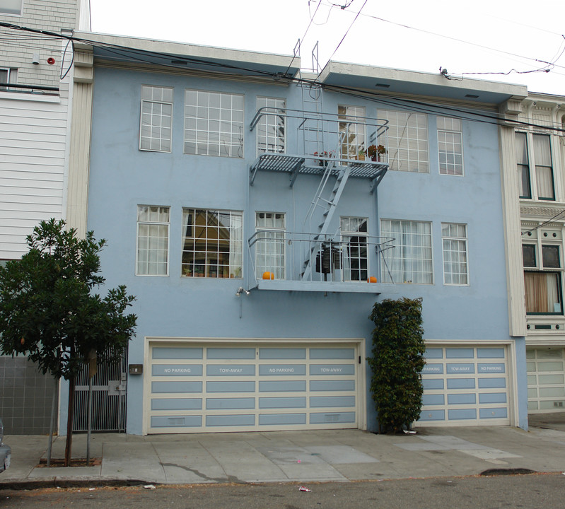 525 Cole St in San Francisco, CA - Building Photo