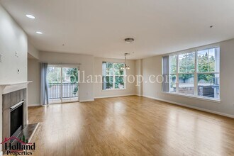 10874 NE Red Wing Way in Hillsboro, OR - Building Photo - Building Photo