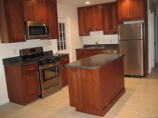 86 Brookline Ave in East Atlantic Beach, NY - Building Photo - Building Photo