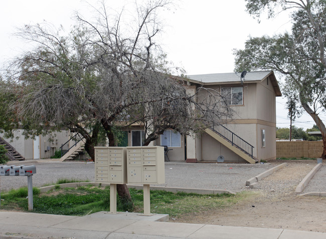 7156 N 66th Ave in Glendale, AZ - Building Photo - Building Photo