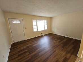 6289 Sweetbriar Dr in Mableton, GA - Building Photo - Building Photo