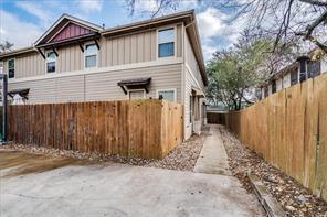 5701 Cougar Dr in Austin, TX - Building Photo