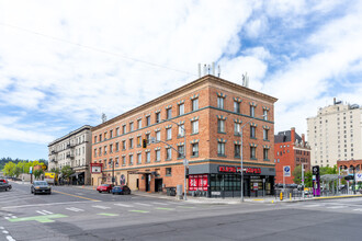 Sherwood Apartments in Spokane, WA - Foto de edificio - Building Photo