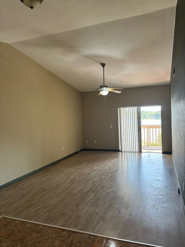 property at 4154 Plantation Cove Dr