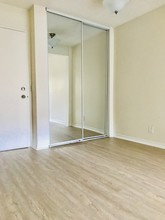 Sonterra Condominiums in Van Nuys, CA - Building Photo - Building Photo