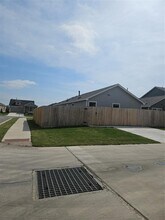 144 Sormonne Lp in Kyle, TX - Building Photo - Building Photo