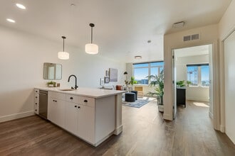 The Miller in Vancouver, WA - Building Photo - Building Photo