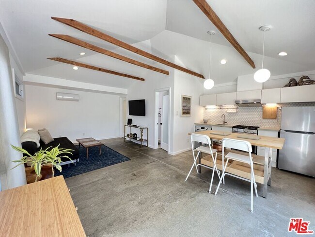 property at 1228 Pine St