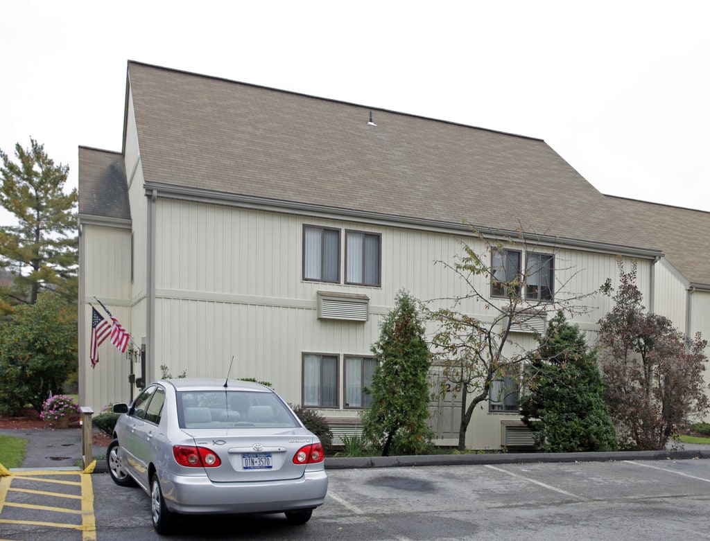 Old Yorktown Village Apartments Yorktown Heights, NY Apartments For Rent