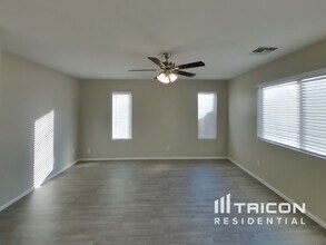 479 E Angeline Ave in San Tan Valley, AZ - Building Photo - Building Photo