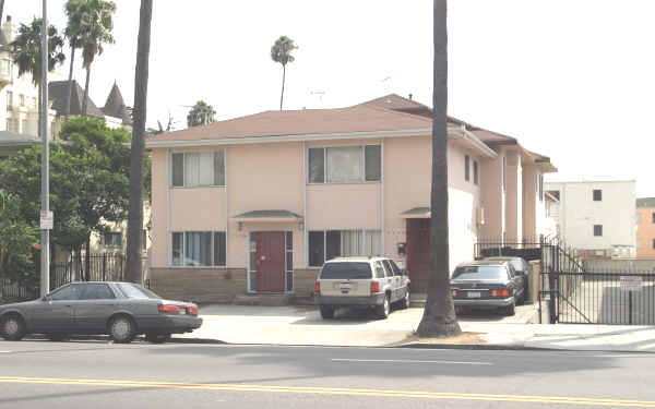 5958-5958 1/2 Franklin Ave in Los Angeles, CA - Building Photo - Building Photo