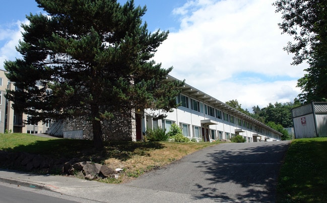 Willowbrook Apartments in Bellevue, WA - Foto de edificio - Building Photo