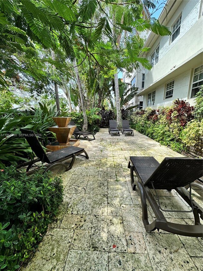 property at 1330 Drexel Ave