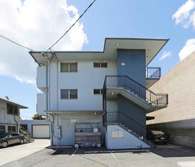 1723 Kahai St in Honolulu, HI - Building Photo - Building Photo