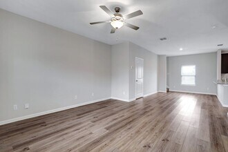 9226 Bennett Frst in Converse, TX - Building Photo - Building Photo