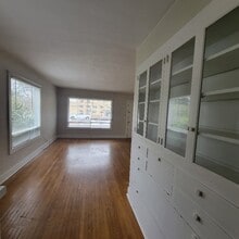 638 W Madrone St, Unit 638 in Roseburg, OR - Building Photo - Building Photo