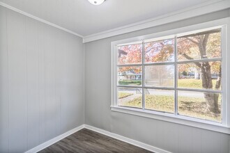 611 E Main St in Glasgow, KY - Building Photo - Building Photo