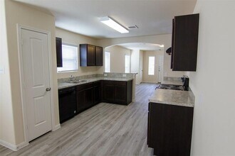 8610 Oak Grove Church St in Houston, TX - Building Photo - Building Photo
