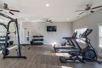 Colonel Bluffs in Columbia, SC - Building Photo - Building Photo