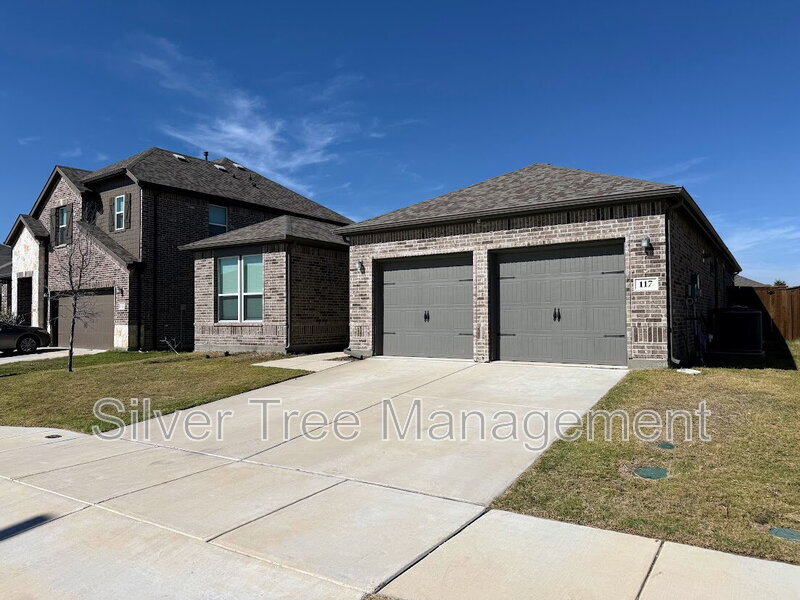 117 Wild Onion Ln in Fort Worth, TX - Building Photo