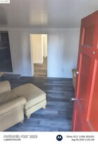 2820 Linden St in Oakland, CA - Building Photo