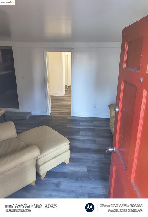 2820 Linden St in Oakland, CA - Building Photo