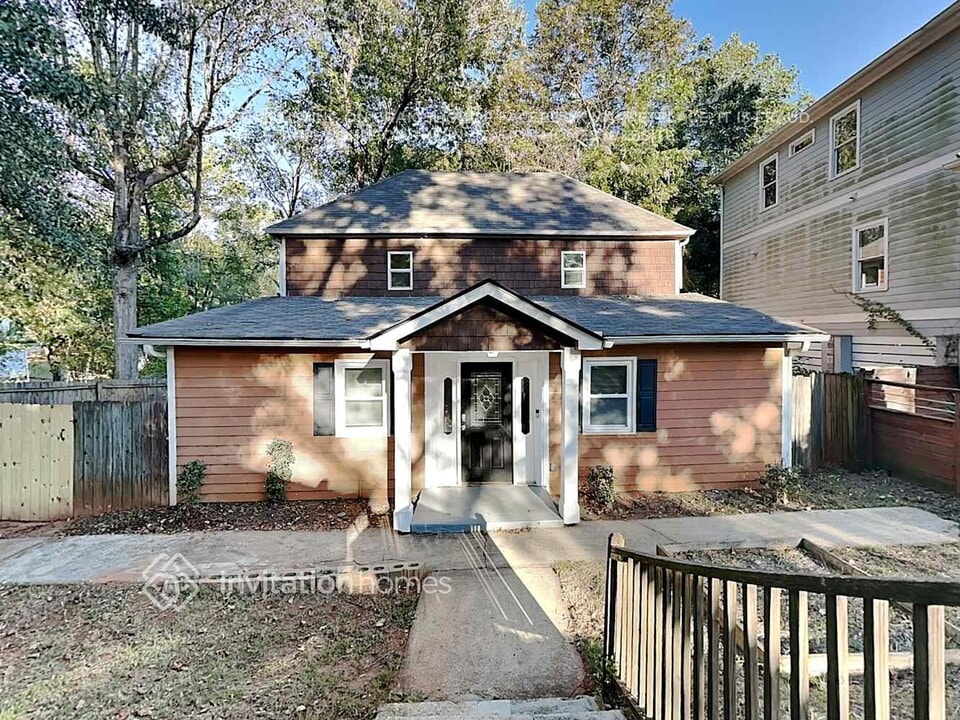 94 Ericson St SE in Atlanta, GA - Building Photo