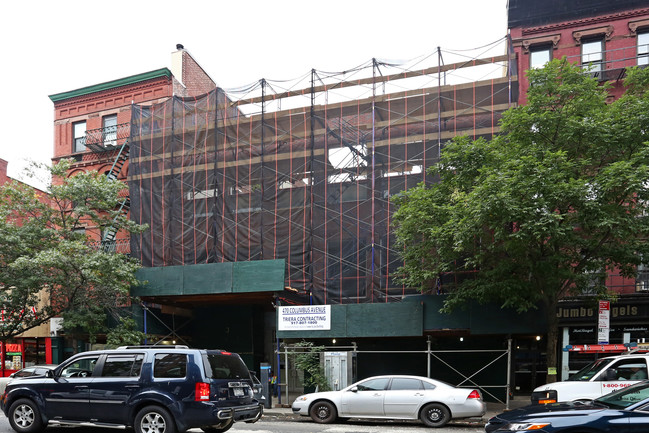 466-470 Columbus Ave in New York, NY - Foto de edificio - Building Photo