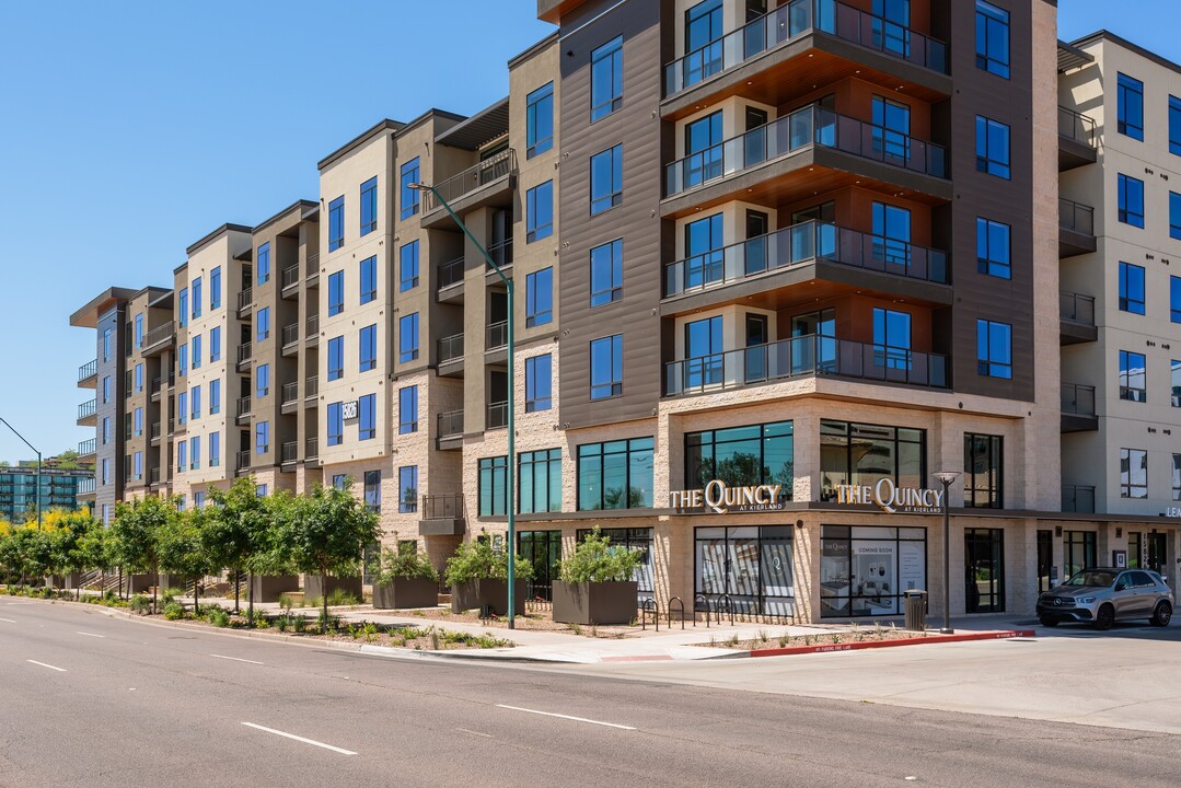 The Quincy at Kierland in Scottsdale, AZ - Building Photo