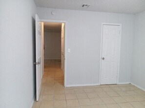 6919 Oldham Dr in San Antonio, TX - Building Photo - Building Photo