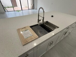 13350 SW 91st Terrace in Miami, FL - Building Photo - Building Photo