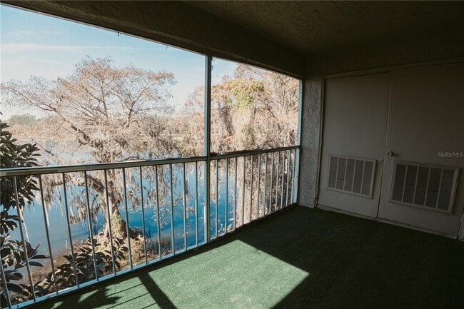 4162 Versailles Dr in Orlando, FL - Building Photo - Building Photo