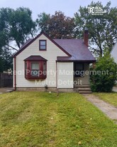 823 E Second St in Royal Oak, MI - Building Photo